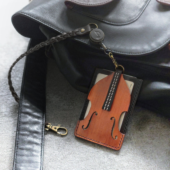 【名入れ】【バイオリン・チェロ・コントラバス】パスケース【カード2枚収納】リール＆ロープ付※袋ラッピング無料 4枚目の画像