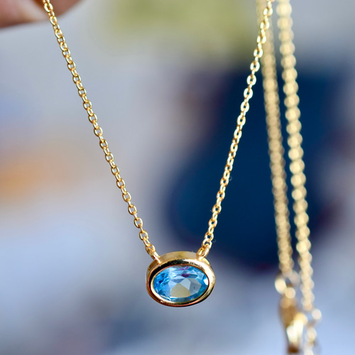 NK02 細工製作 宝石質 天然トパーズ 薄青 青 覆輪留 ネックレス 金属  