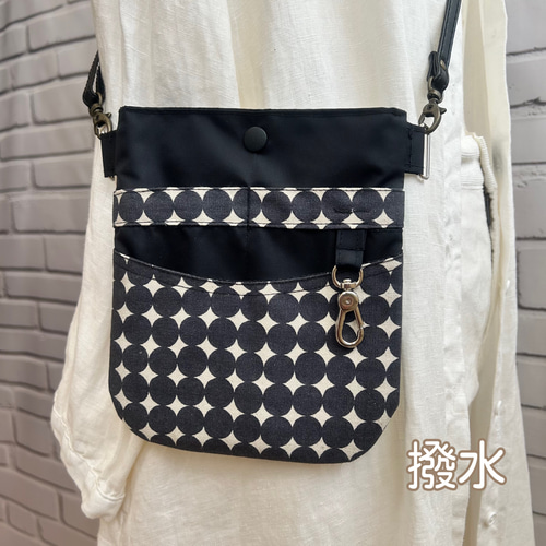 撥水 軽量 オーガナイザー 移動ポケット ボディーバック