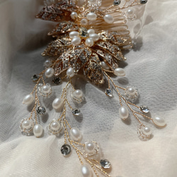 コーム 小枝 パール ビジュー 小花 ヘアアクセサリー ゴールド ヘアコーム 髪飾り ヘッドドレス   コサージュ 9枚目の画像
