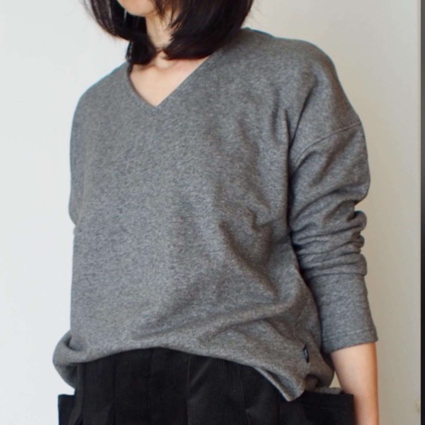 【受注制作】Vネック　シンプルスウェット・ライトグレー（杢）