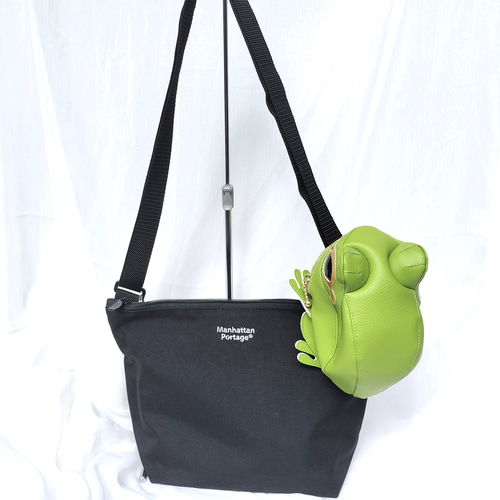 基本色)カエルポーチ若草・合成皮革 ポーチ Shin' 通販 6905590