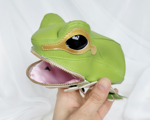 鯛焼き　ショルダーバッグ　ハンドメイド　カエルポーチ 鯛焼き ショルダーバッグ ハンドメイド カエルポーチ