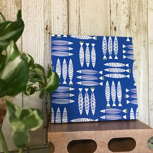 20cmx20cm》北欧風ニシン柄のファブリックパネル青地 タペストリー