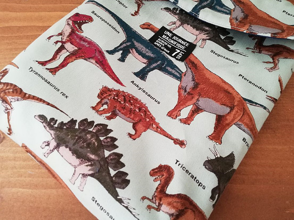 入園入学新学期　タブレットバック　タブレットケース　　恐竜　ステゴザウルス・トリケラトプス・プテラノドン 8枚目の画像