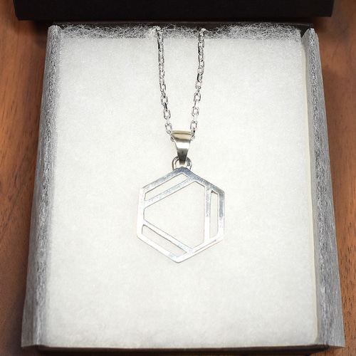 ベンゼン環 シルバーペンダントトップ サイズ大 ペンダントトップ