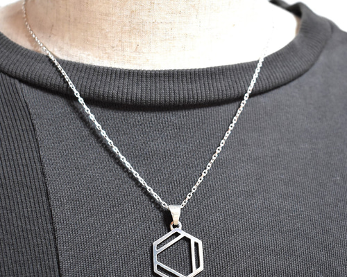 ネックレストップ d4827959dc985dcbe27173e0da20f5