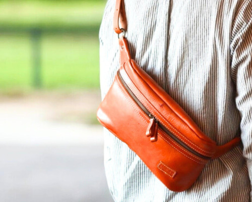 エストロ｜メンズボディバッグ【革6色】無料の糸＆刺繍カスタム・無料