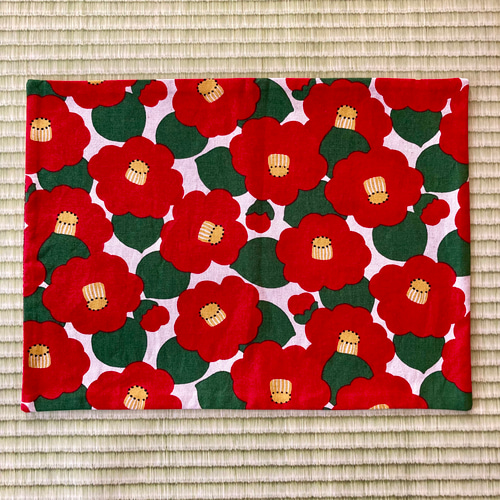 30×40ランチマット 椿柄(赤×キナリ) ランチョンマット 30×40ランチマット 椿柄(赤×キナリ) ランチョンマット
