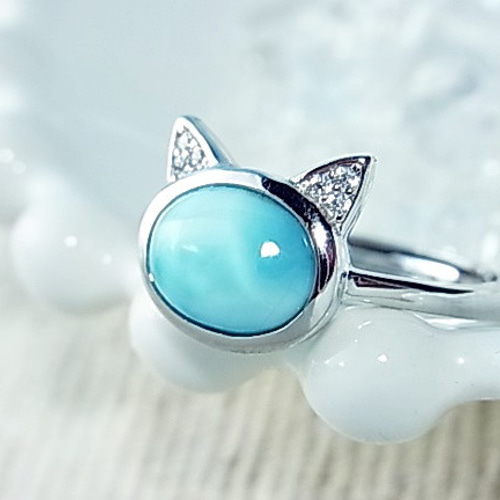まゆ様♥️大粒ラリマー 猫ちゃん＆アイスラリマー天然石ブレスレット ねこの夢（LarimarMJ）の販売中作品一覧 | ハンドメイド通販