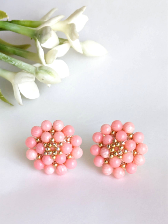 送料無料】《再販》和色～桃色サンゴの可愛いお花のイヤリングorピアス