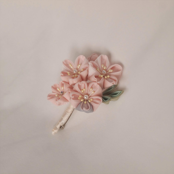 春を呼ぶつまみ桜・コサージュ 3枚目の画像