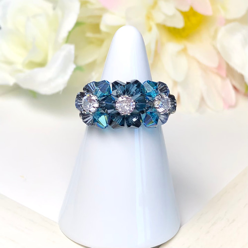 再販》小花のリング〜モンタナ ブルー〜【キュービックジルコニアと