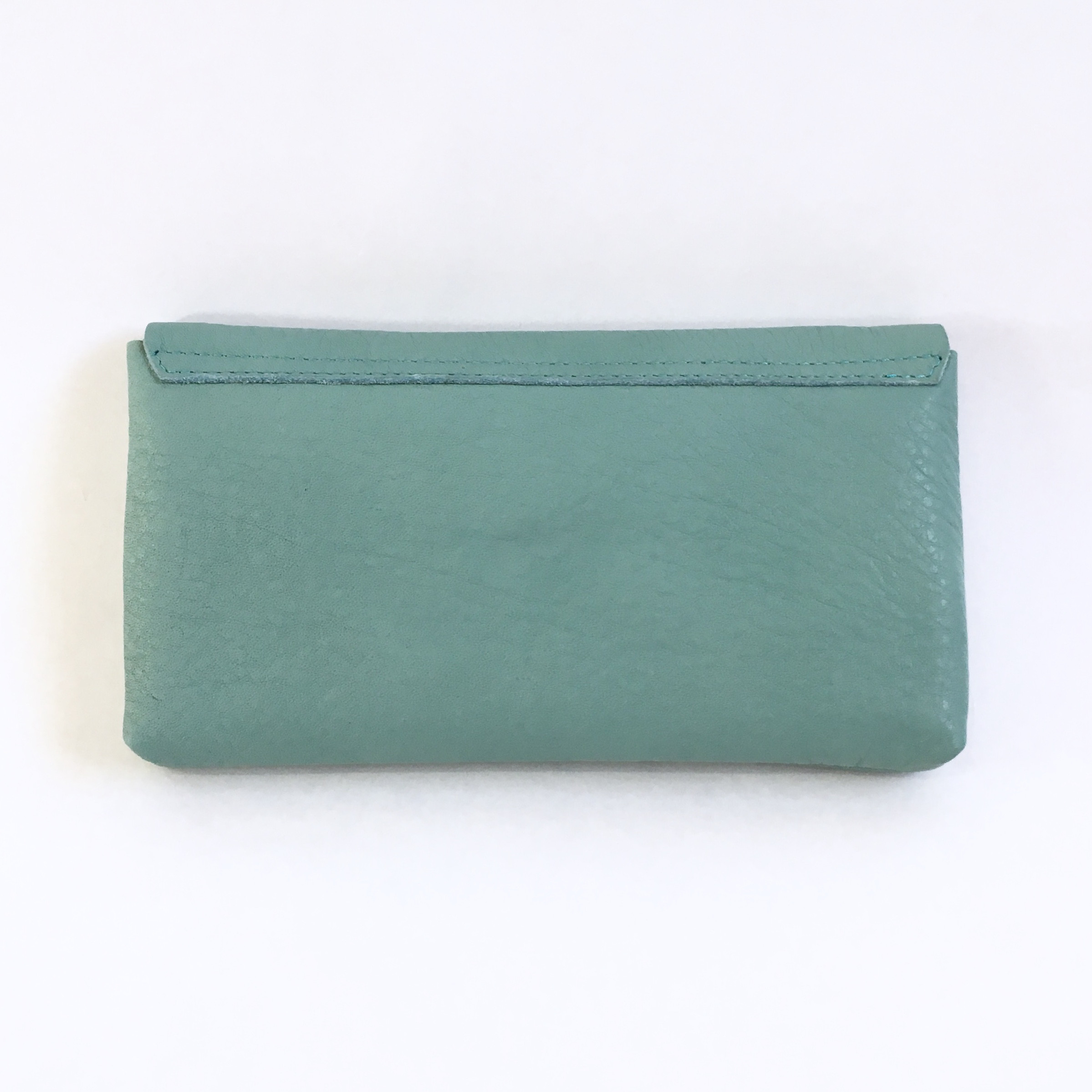 『2025再販』牛シュリンクレザーと牛床ベロアのシンプル長財布【スカイブルー】