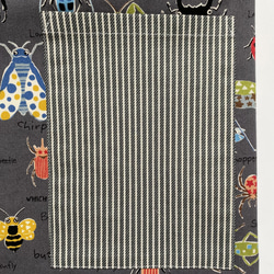 昆虫柄☆こどもエプロン100〜110サイズ、三角巾、巾着の3点セット 4枚目の画像