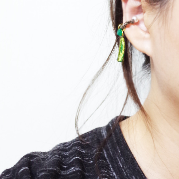 手編單耳耳骨夾 麻花松葉綠 綠瑪瑙 第3張的照片