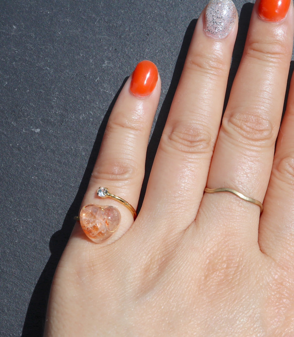 Kirakira♦︎橙色日光石♦︎心叉戒指天然石 第4張的照片