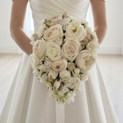 ウェディングブーケ ホワイト 白 アンティーク ティアドロップブーケ