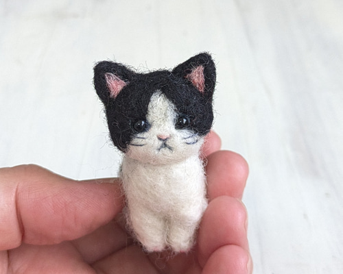 羊毛フェルト 猫 ハンドメイド はな ❦❀プロフお読み下さい❀ tsugumi 様で開催されている『猫博』 お陰様で完売となりました