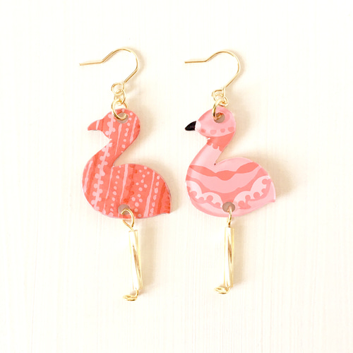 フラミンゴのピアス 北欧風 ピアス（フック・チェーン） PiN - ピン 
