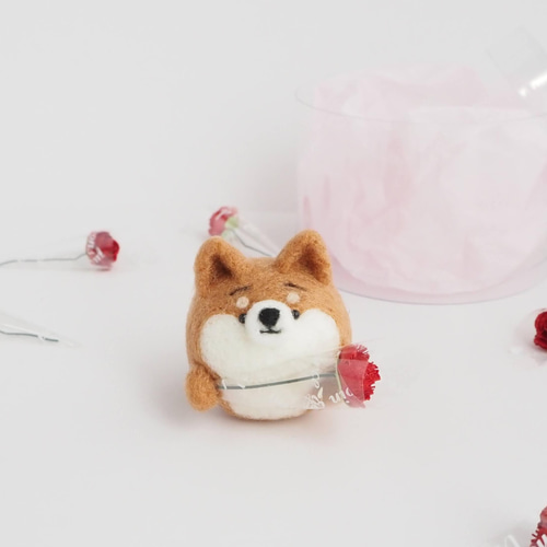 受注製作】-母の日限定シリーズ-まゆ柴犬がカーネーションを贈り