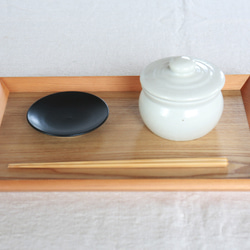 【梅干し・お漬物入れ・お砂糖入れに】 加藤さんのつくる甕（かめ）1合・白　梅干し7粒ほど入ります 13枚目の画像