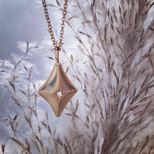 北極星をイメージした菱形ネックレス（K18仕上げ） ネックレス