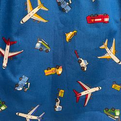 飛行機がいっぱいなスモック ブルー 長袖  110 男の子 2枚目の画像