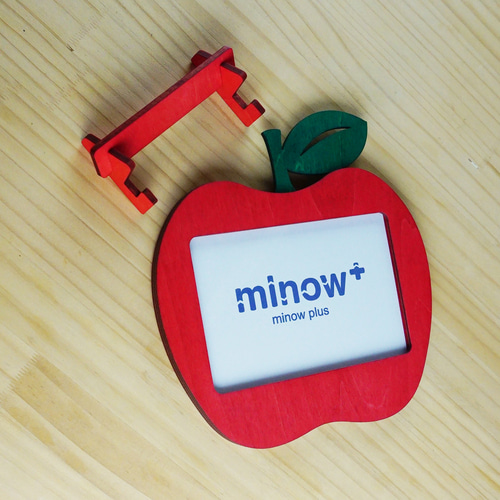 りんご」木製写真立て（L判サイズ用） フォトフレーム・写真立て minow