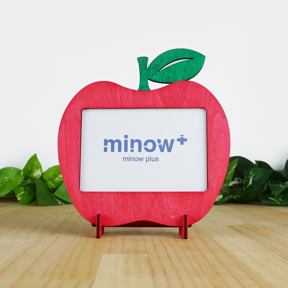 りんご」木製写真立て（L判サイズ用） フォトフレーム・写真立て minow