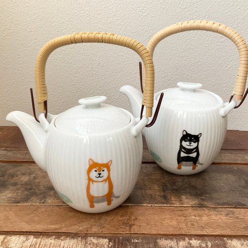 柴犬 ティーポット 急須 ☆ 名入れ可 赤柴 黒柴 茶こし網付き 500cc