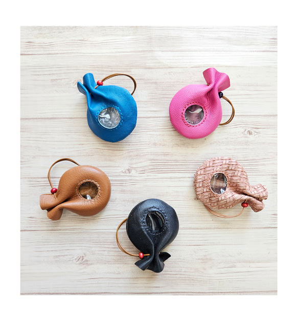 送料無料】レザー ミニミニ コロン 巾着(クリア窓つき)✳お守り袋 (本