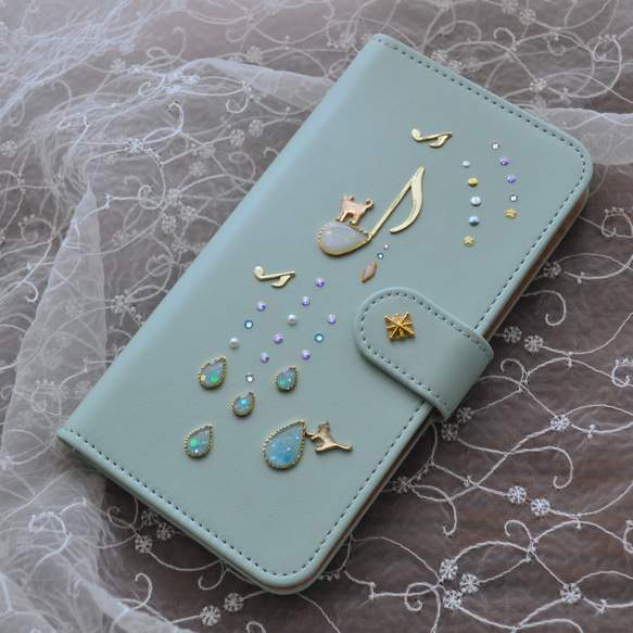 手帳型スマホケース『猫と音のiro –cats with drops』ミントグリーンと音符が大人かわいい！ 6枚目の画像