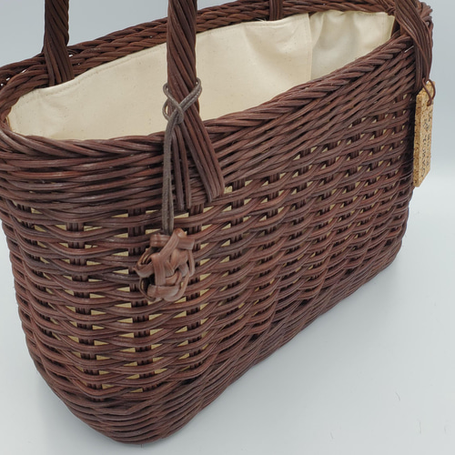 Creema限定] ダークブラウン籐カゴバッグ／内布 蓋布付き かごバッグ
