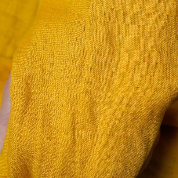 【wafu】中厚亞麻披肩，手鬆流蘇，柔軟雙層紗布/藏紅花黃 z004c-sfy2 第14張的照片