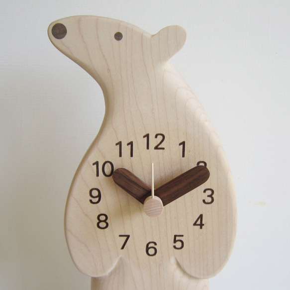 シロクマ君と月　卓上時計 6枚目の画像