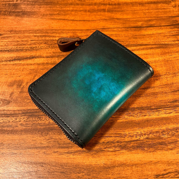革の手染め- L字ファスナー半財布 / グリーン（緑+青） 1枚目の画像