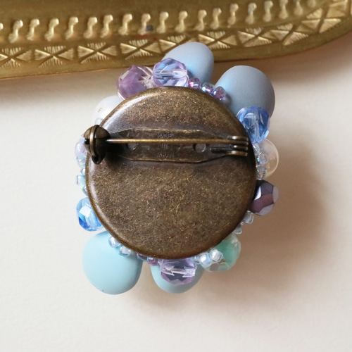 花水木のブローチ（ブルー）＊上品 ヴィンテージ風 パール はなみずき