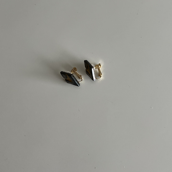 鑽石形耳環“孔雀”（棕色） 第5張的照片
