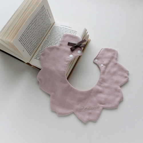 ❁オーダー承ります❁　お花のリース　たまごスタイ オーダー承ります】フラワーライン 手刺繍 たまごスタイ