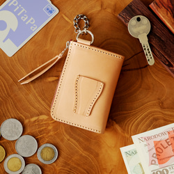 鍵も仕舞える小さい財布　ナチュラル（サドルレザー）コンパクトキーケースパスケース定期入れメンズレディースヌメ革プレゼント 5枚目の画像
