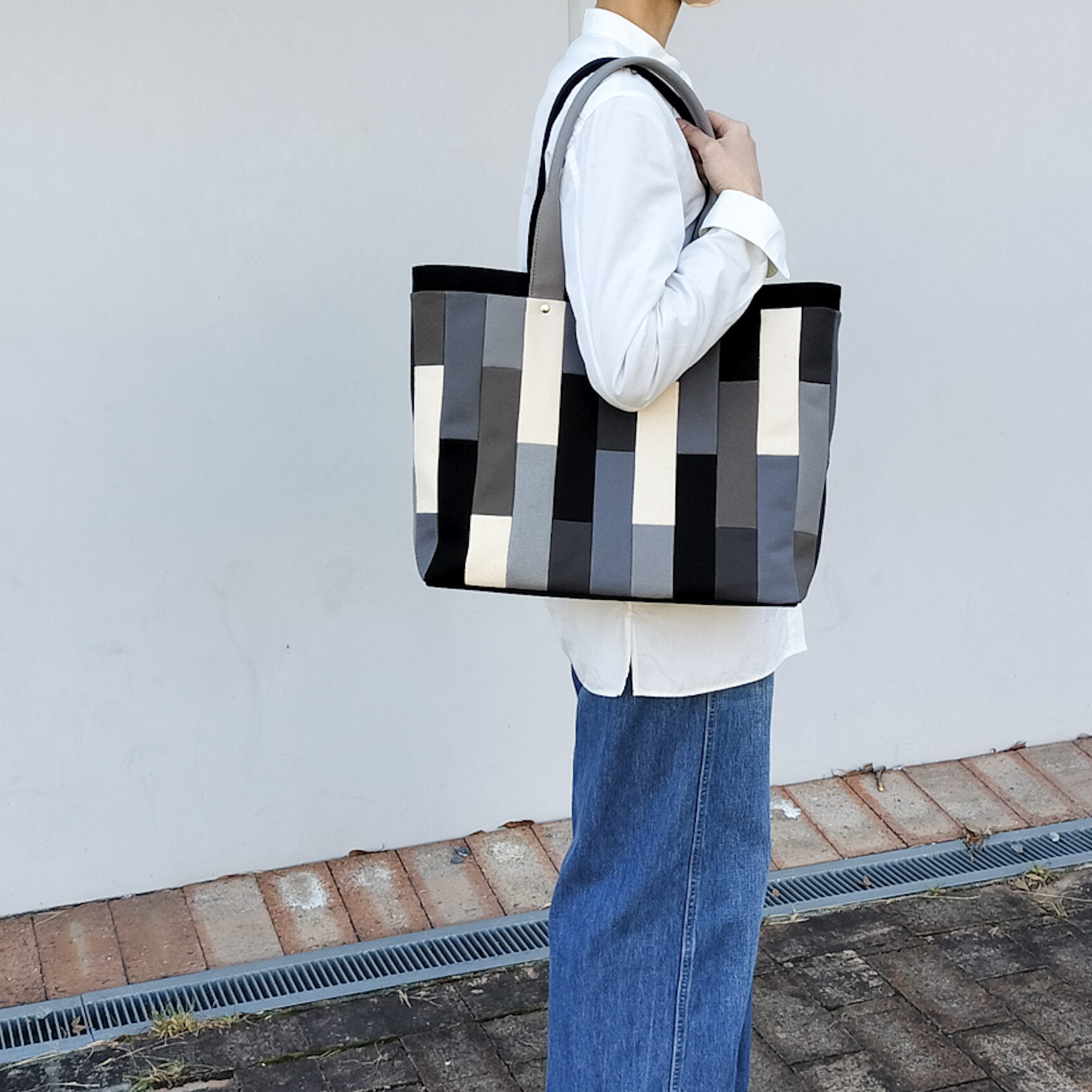 モザイクトート モノトーン L