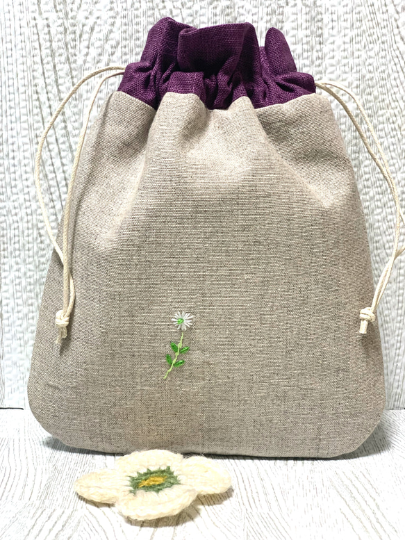 野の花刺繍の巾着袋（オオイヌノフグリとペンペン草） 12枚目の画像