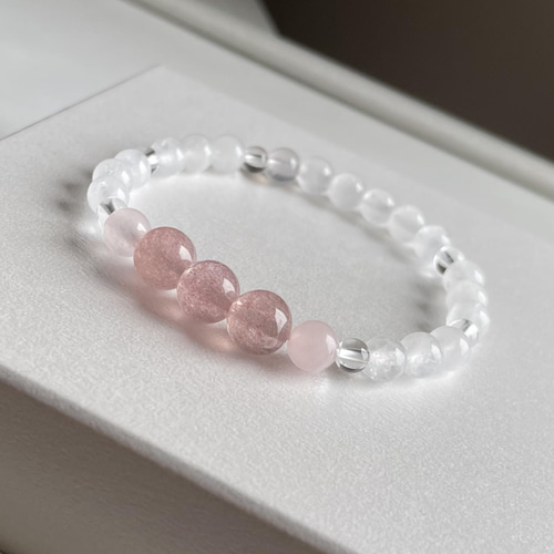 ストロベリークォーツ✳︎ ローズクォーツ 白翡翠 水晶 ブレスレット