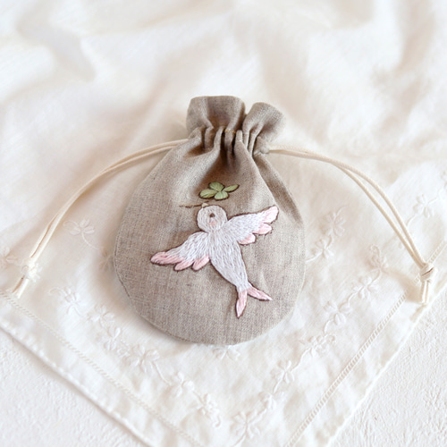 ミニチュア着物　刺繍柄　きくちゃんページ r77126.jpg