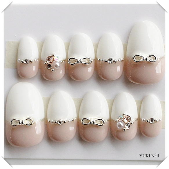 まるフレンチのリボンネイル ネイルチップ（つけ爪） yuki-nail