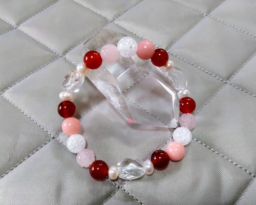 ローズクォーツとクリスタルのブレスレット ツインクリスタル ローズクォーツ 赤瑪瑙 サクラジェイド ブレスレット
