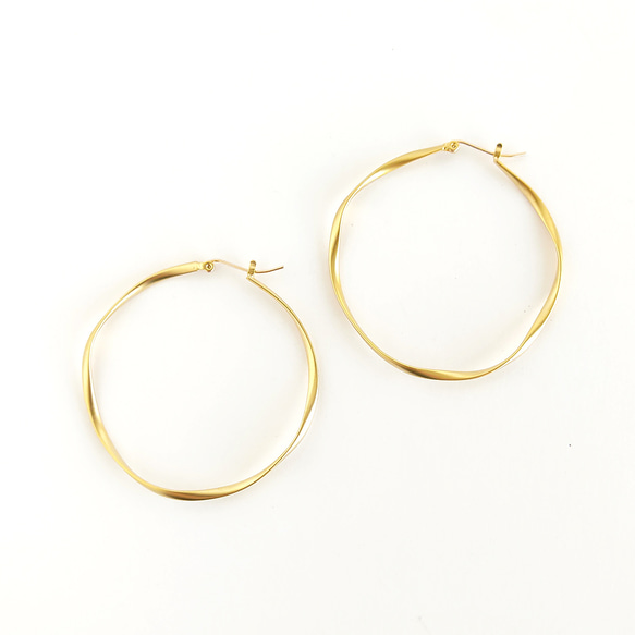 14kgfピアス[Queen size hoop/Gold] 4枚目の画像