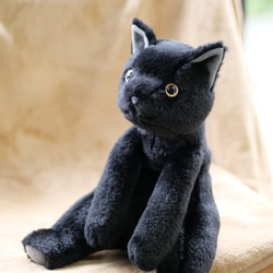 抱っこしたい黒猫(1.5ヶ月以内で発送)＊耳内等の色を選べます＊目の色を選べます 4枚目の画像