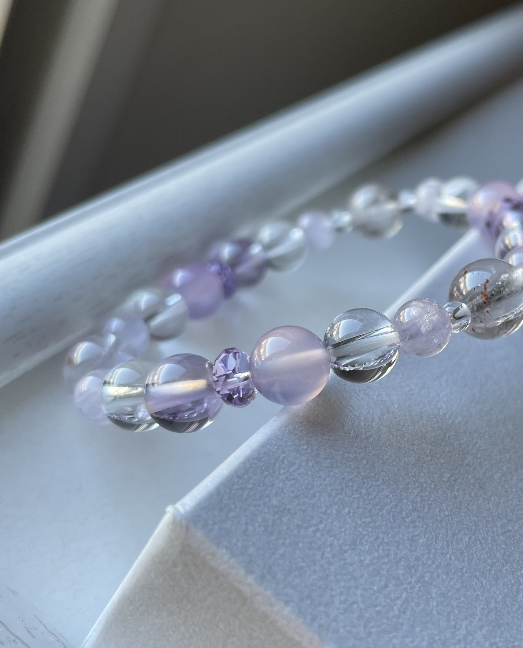 ラブラドライト×ラベンダーアメジスト×コットンインクルージョンデザインブレス ラブラドライト×ラベンダーアメジスト×コットンインクルージョン